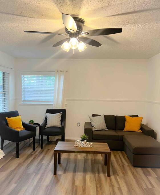 Sparkling Guest Home 2 Bedroom-15 Minutes To Clearwater Beach Екстериор снимка